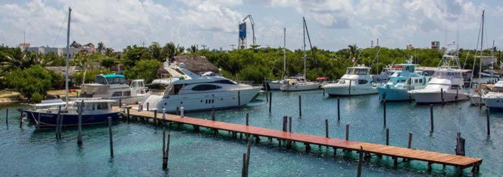 Marina Paraiso Isla Mujeres Hotel Kültér fotó